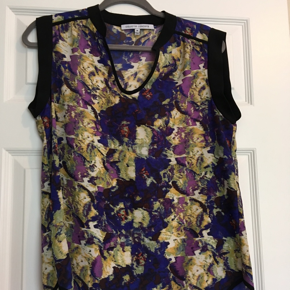 Abstract Pattern U-Neck Polyester Blouse - image 2